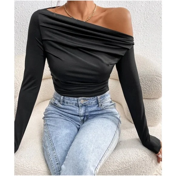 One Shoulder Sold Bodysuit - Picture 3 of 4